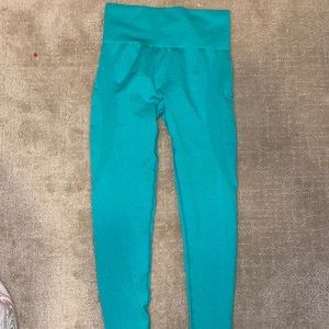 Seamless workout leggings